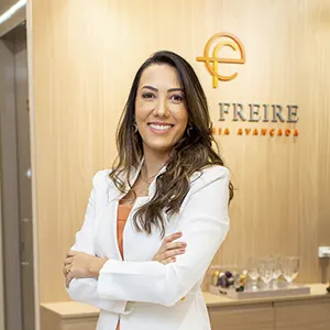 Dra. Érika Freire, dermatologista em BH